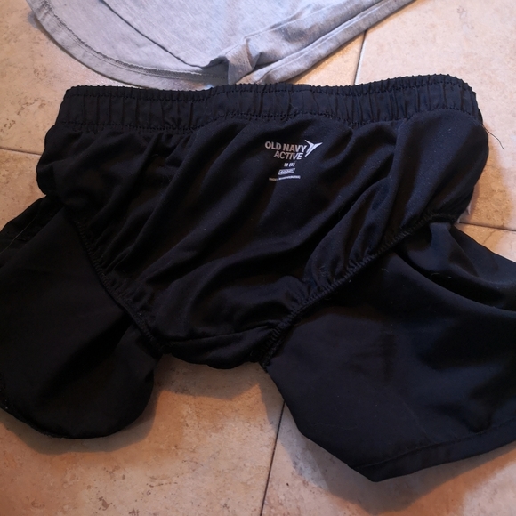 Girls Puma Shirt & Active Wear Shorts - Picture 10 of 14